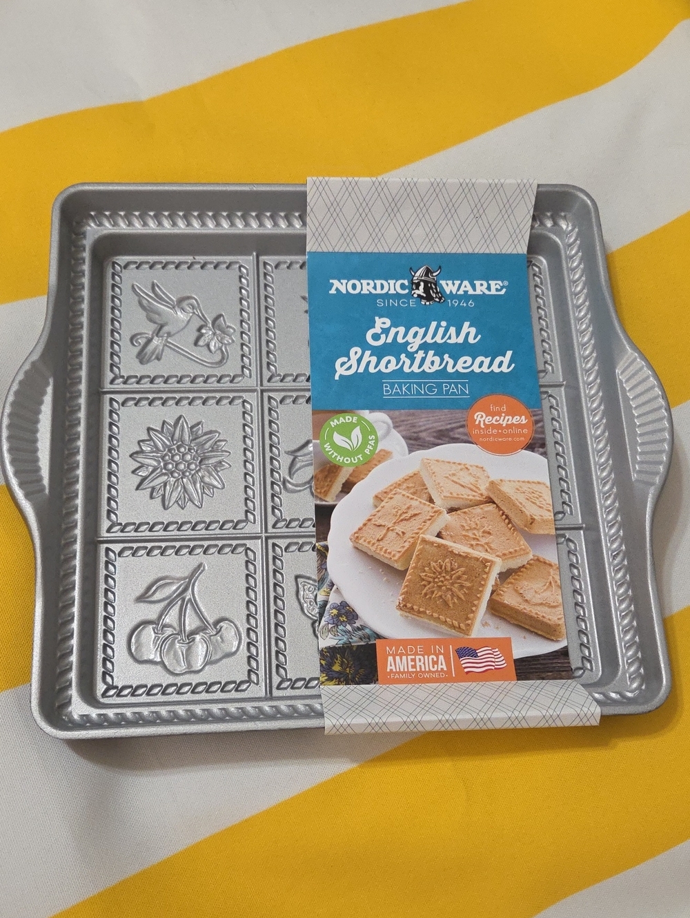 Nordic Ware Silver English Shortbread Baking Pan with Decorative Squares